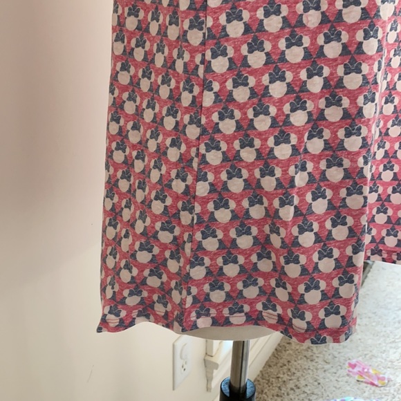 • Lularoe Disney Classic Tee •